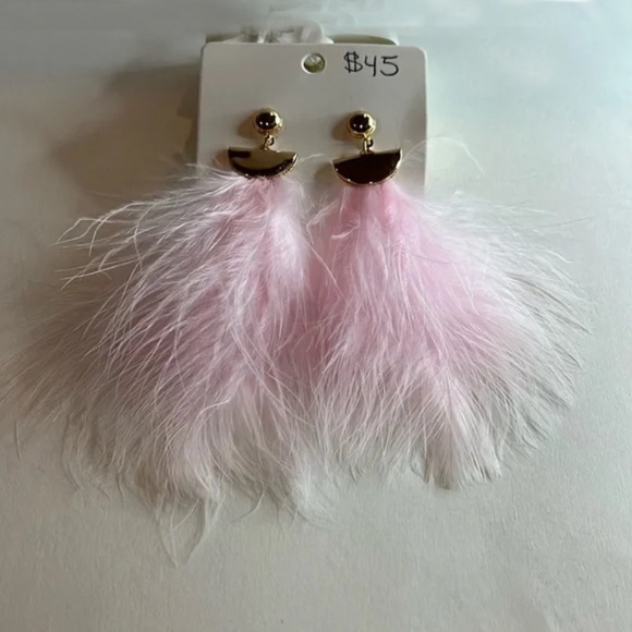 Feather Drop Earrings NWT Gold Tone - About 3" - 4"-Lead Free/Nickel Free - Picture 1 of 4